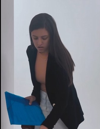 H1012003 Milionário testa honestidade de entregadora de comida part2