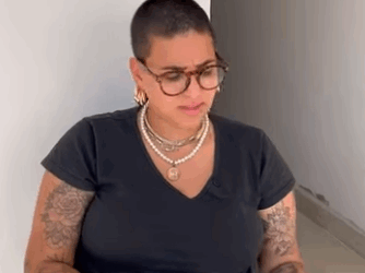 H1116001 Mãe não quer aceitar que seu filho mudou não mais mesmo part2