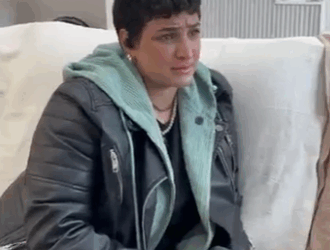 H1215005 Depois de um tempo ela retorna para ajudar ex marido part2