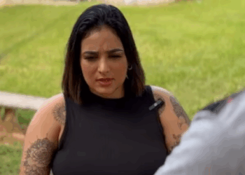 H1305002 Músico de rua se apaixona pela esposa de um milionário que tratou mal part2