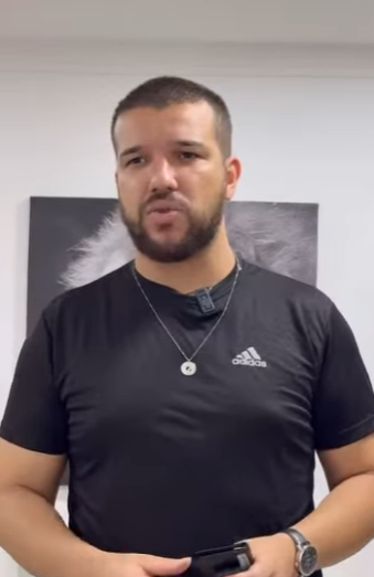 H1101010 Meu Marido Quer Controlar Minha Roupa Veja No Que Deu! part2