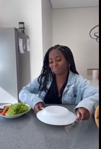 H1003001 Deixava comida para marido com vizinha vizinha comia part2