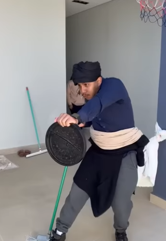 H0221004 Poucos sabiam da sua condição olha como isso acabou parte 2