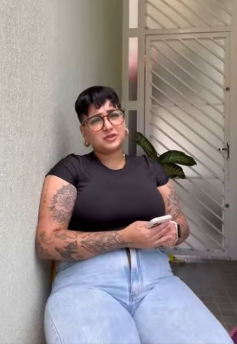 H1305001 Ela negou uma refeição uma criança, enquanto mentia para os vizinhos dela perdeu um part2