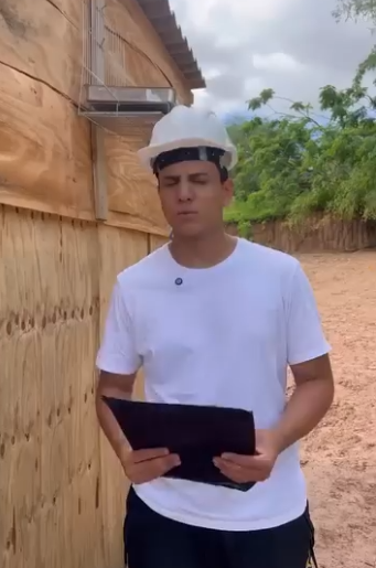 H0216004 Aquele que não se contenta com pouco muito se afasta part2