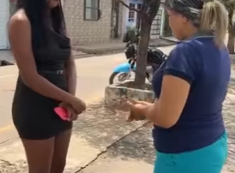 H1306005 Humilhou esposa por causa da roupa ate que viu com outro visual part2