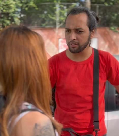 H0215005 Zombaram de um homem que não parecia que realmente era, grande lição part2