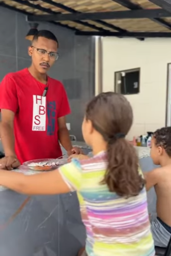 H1521014 Esse vídeo é tão caótico que deveria ganhar um Oscar! part2