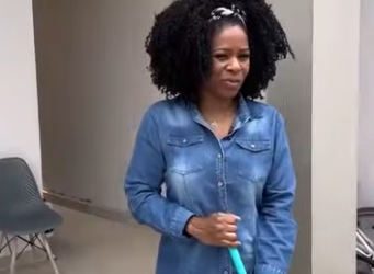 H1419008 Ela foi para cidade voltou para vender casa da mãe part2