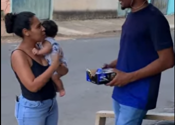 Dono de supermercado humilhou rapaz sem saber realmente quem ele é part2