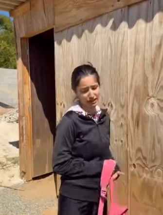 H1618006 Partiu em busca de um futuro volta depois de anos, com um motivo part2