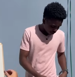 H1614008 Tinha dinheiro para viajar, mais não tinha para pagar parte 2