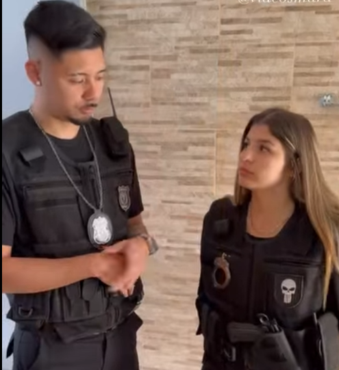 H1715001 No aniversário deles, ela descobriu que seu marido estava traindo com sua parceira policial part2