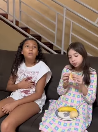 H1611004 Tudo que essa garota queria era um prato de comida olha que essa mulher fez part2