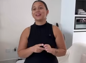 H1719007 Essa garota estava se passando por dona da casa olha que aconteceu com ela part2