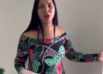 H1716010 Ela usa todas as roupas da sua irmã sem pedir permissão apoiado pela mãe part2