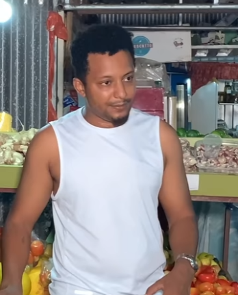 H0209002 Patricinhas humilha vendedor de bananas elas não sabiam que part2