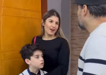 H1315006 Menino descobriu que sua mãe estava saindo com seu treinador de futebol part2