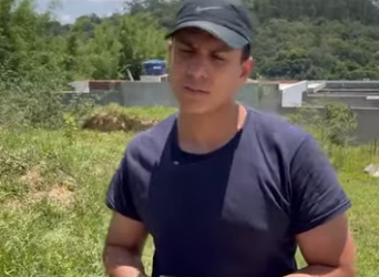 H2019006 Olha que essa garota fez com sua própria amiga part2