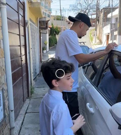 H2015007 Criança pede uma mulher rica em casamento part2