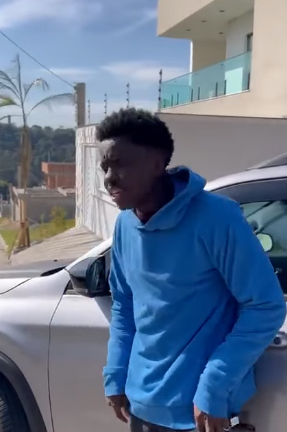 H2006007 Marido enquanto trabalhava fazia que não conhecia sua esposa part2