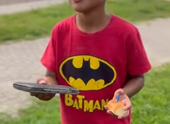 H1905020 Empresária mudou vida dessa criança por sua honestidade part2