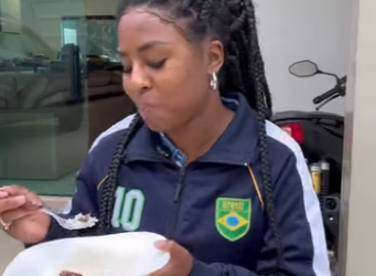 H1903017 Mulher comeu comida da vizinha com está estratégia part2