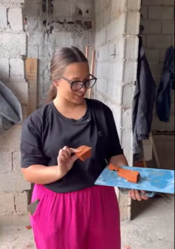 H1903021 Transformei pedras em blocos de construção isso acontece part2