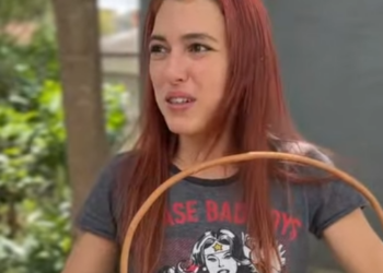 H2015008 Uma empresária pediu reais emprestado uma humilde vendedora, sem acreditar que sua vida mudaria part2