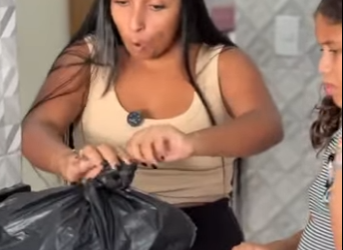 H1909020 MADRASTA CRUEL JOGOU MATERIAL ESCOLAR DA ENTEADA NO LIXO MARIDO TOMA ATITUDE part2