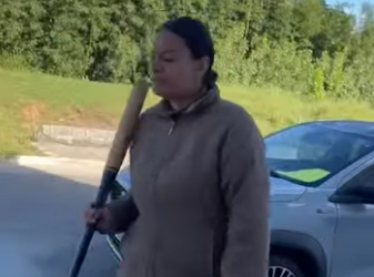 H1914014 Ela tinha anos usando luz da mãe sem dar dinheiro para ela part2