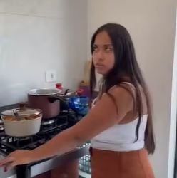 H1918011 Esse casal comia bem todos os dias sem trabalhar part2