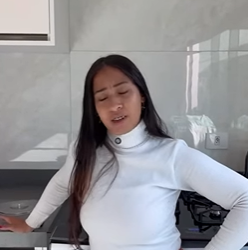 H1918008 Esconde comida porque irmã leva amiga para almoçar lá part2