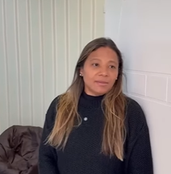 H1918013 Depois que expulsou filha de casa agora ela vem arrependida part2