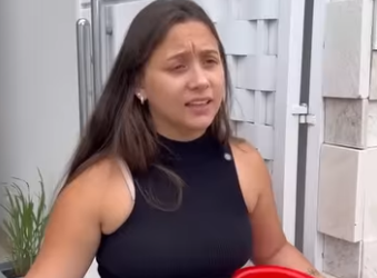 H2019010 Não queria que essa mulher passasse na frente da casa del, veja porque part2