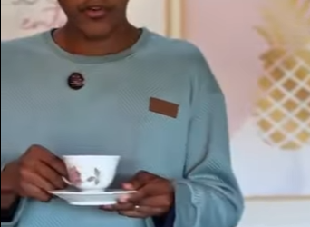 H2120003 QUE SERÁ QUE ESTÁ ACONTECENDO part2