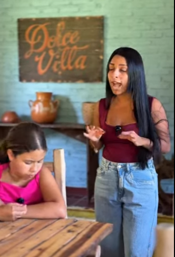 H2120002 MADRASTA EMPURROU ENTEADA DA ESCADA INFELIZMENTE ALGO TERRÍVEL ACONTECEU part2