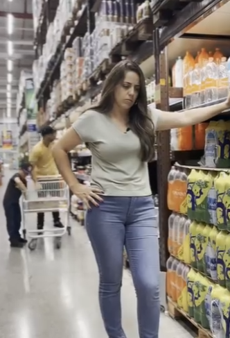 H0211004 Ele H4milhou ela em Público, más ela deu um basta!! part2