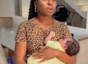 H2316007 Vovó não segura seu neto para que sua filha faça as coisas por este motivo part2