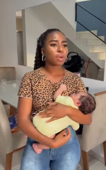 H2316007 Vovó não segura seu neto para que sua filha faça as coisas por este motivo part2