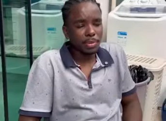 H2316004 Só tinha uma xícara para servir café então vizinha comprou muitas ela guardou para não usar part2