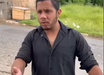 H2316003 Chegou dos Estados Unidos assim foi recebido pela família part2