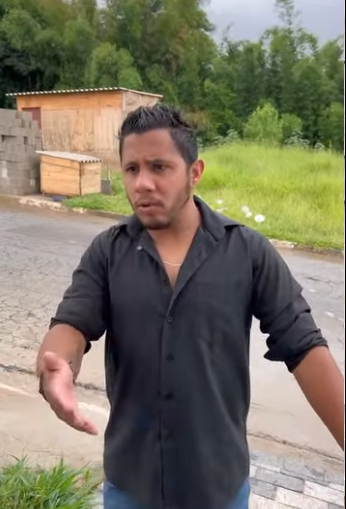 H2316003 Chegou dos Estados Unidos assim foi recebido pela família part2