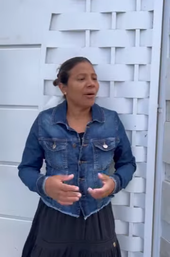 H2203010 Sem reais foi motivo dela se esconder da amiga part2