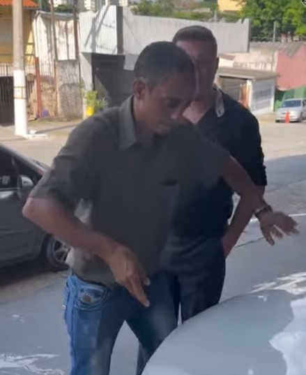 H2209016 amigo foi demitido do trabalho por esse motivo part2