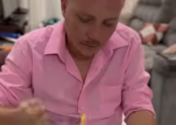 H2515002 Estragou comida da empregada por um motivo estranho parte 2