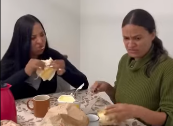 H2316016 Aquele que muito visita, muito provável que algo quer part2