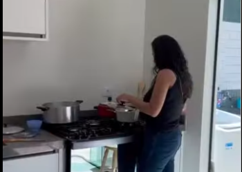 H2516003 Com as pessoas você não pode, por mais que você se esforce elas não se sentem satisfeitas part2