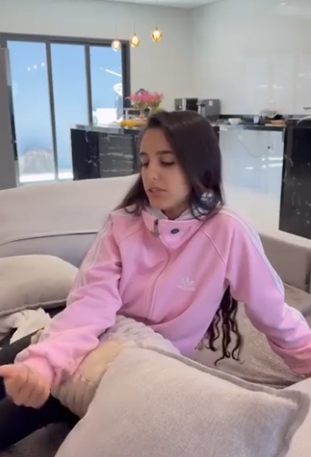 H0109002 Ele deixa esposa por não lhe atender part2