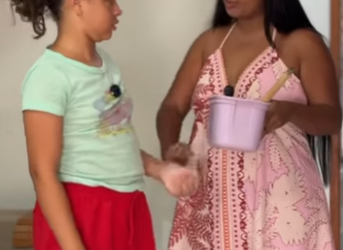 H2421019 MADRASTA FAZIA PRÓPRIA ENTEADA COMER NO CHÃO MARIDO TEM QUE TOMAR ATITUDE part2